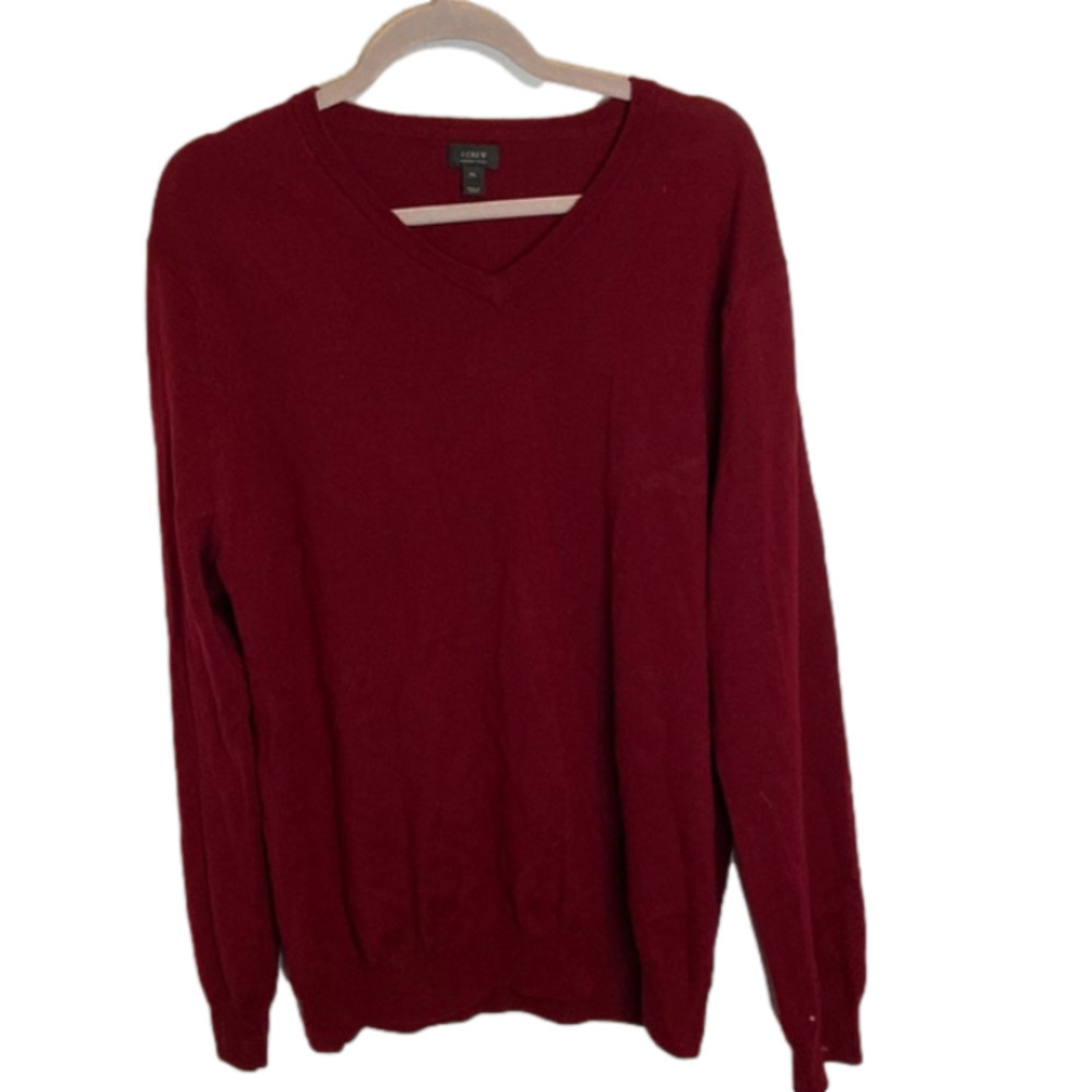 J Crew Mens X Large Red Fine 100% Merino Wool V-Neck Sweater Style 93735